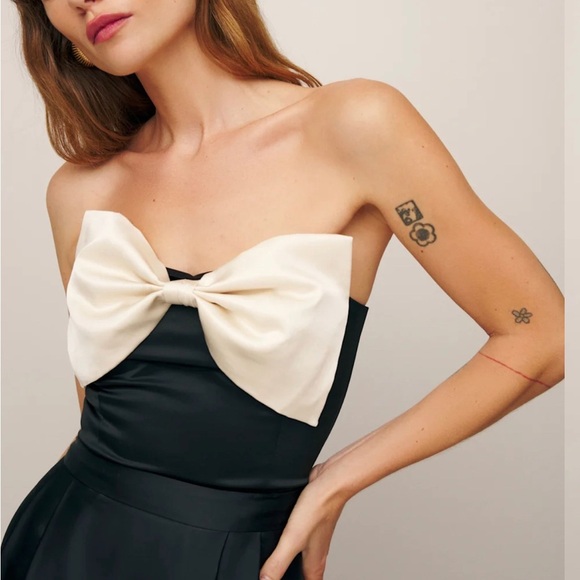 Reformation|| Natalie Satin Bow Top, with Removable straps. Size 4 MSRP $168. - Picture 1 of 10